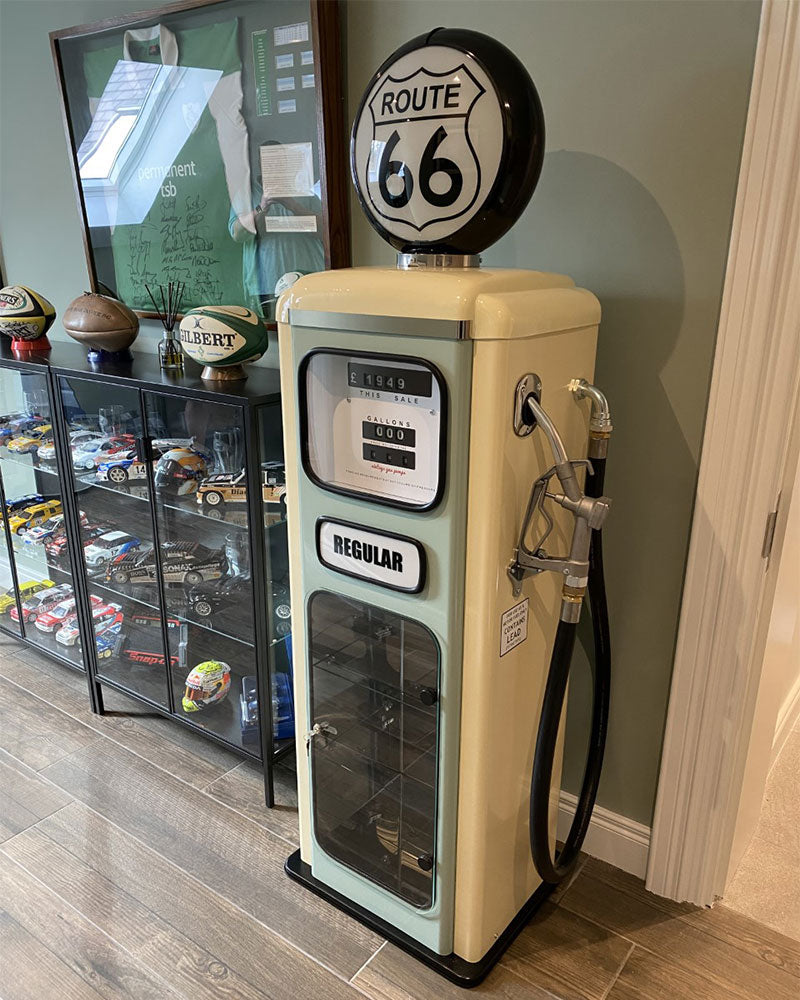 Reproduction Pump with Display Cabinet-Arts & Entertainment > Hobbies & Creative Arts > Collectibles > Vintage Advertisements-Retro Petrol Pumps