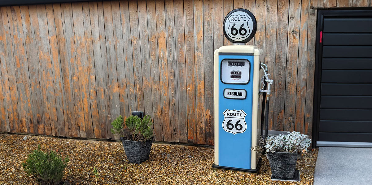 Garage Decor Ideas: Transform Your Space with a 1950s-Inspired Reproduction Petrol Pump