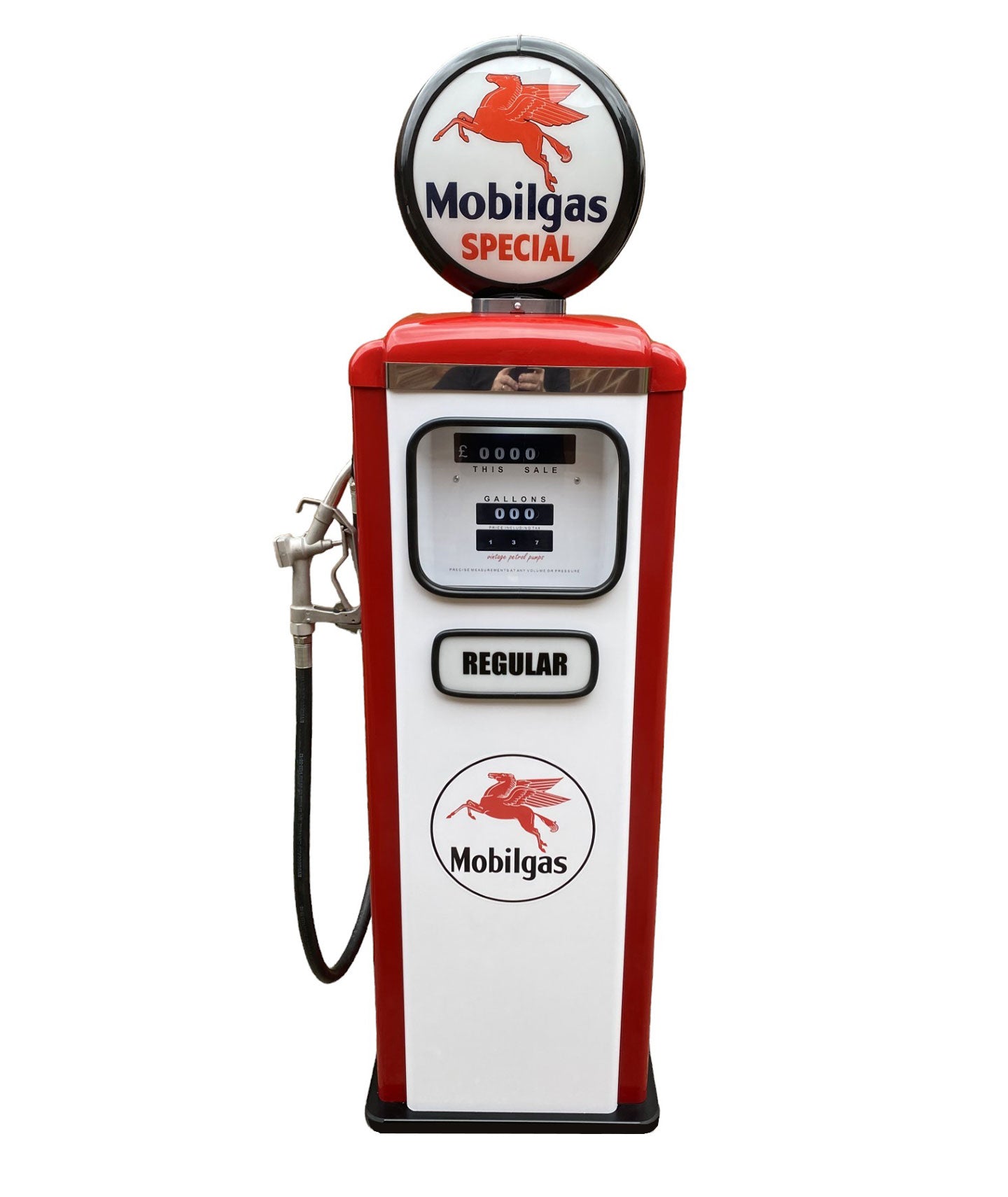 Mobilegas reproduction petrol pump front